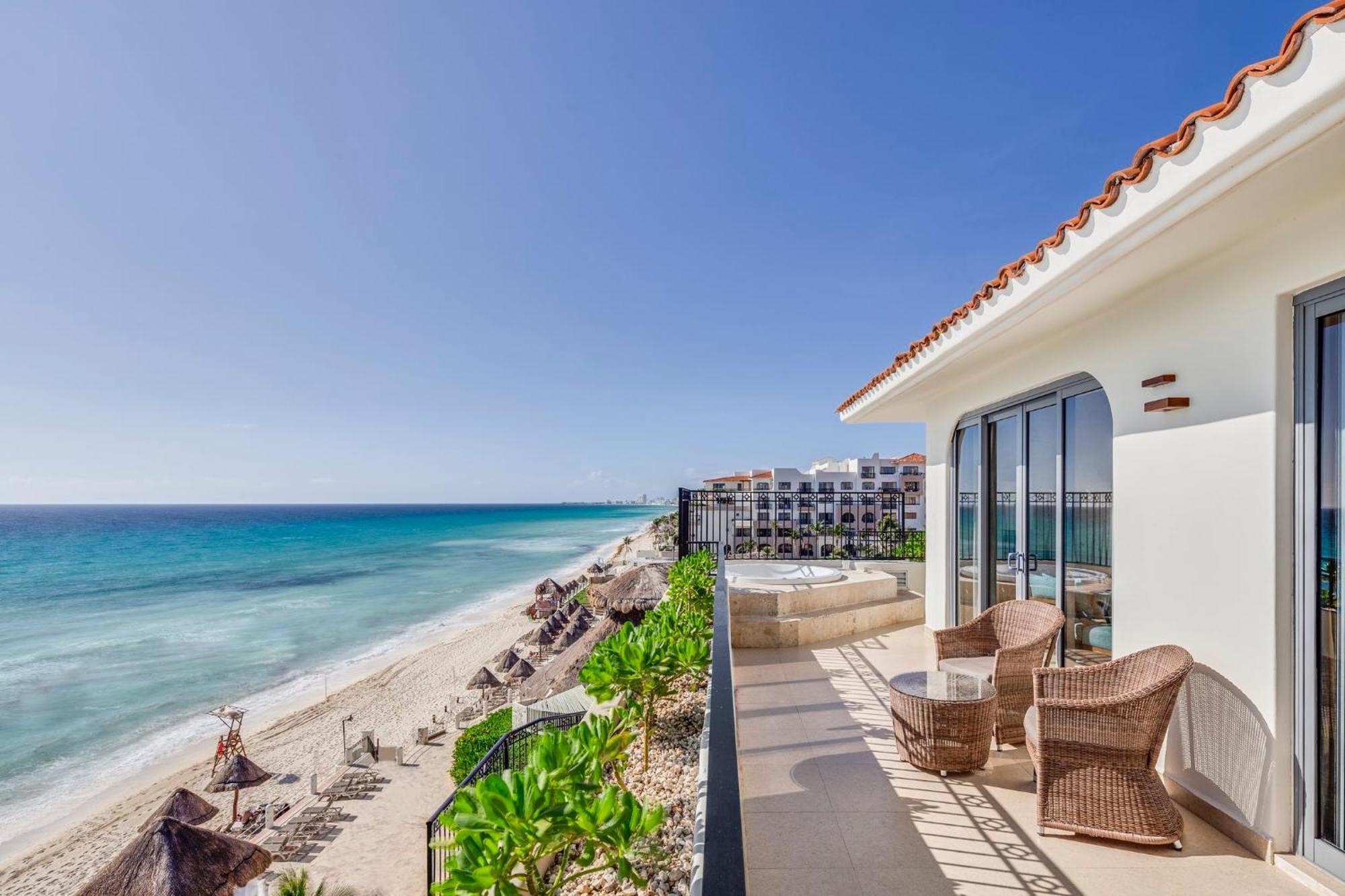 Fiesta Americana Condesa Κανκούν Εξωτερικό φωτογραφία Beachfront at the Grand at Moon Palace